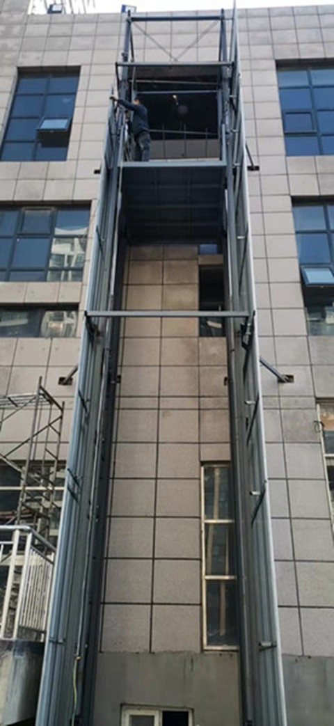 貨物升降貨梯與傳統(tǒng)提升機(jī)的區(qū)別(圖2) 微信圖片_20211022154000_副本.jpg