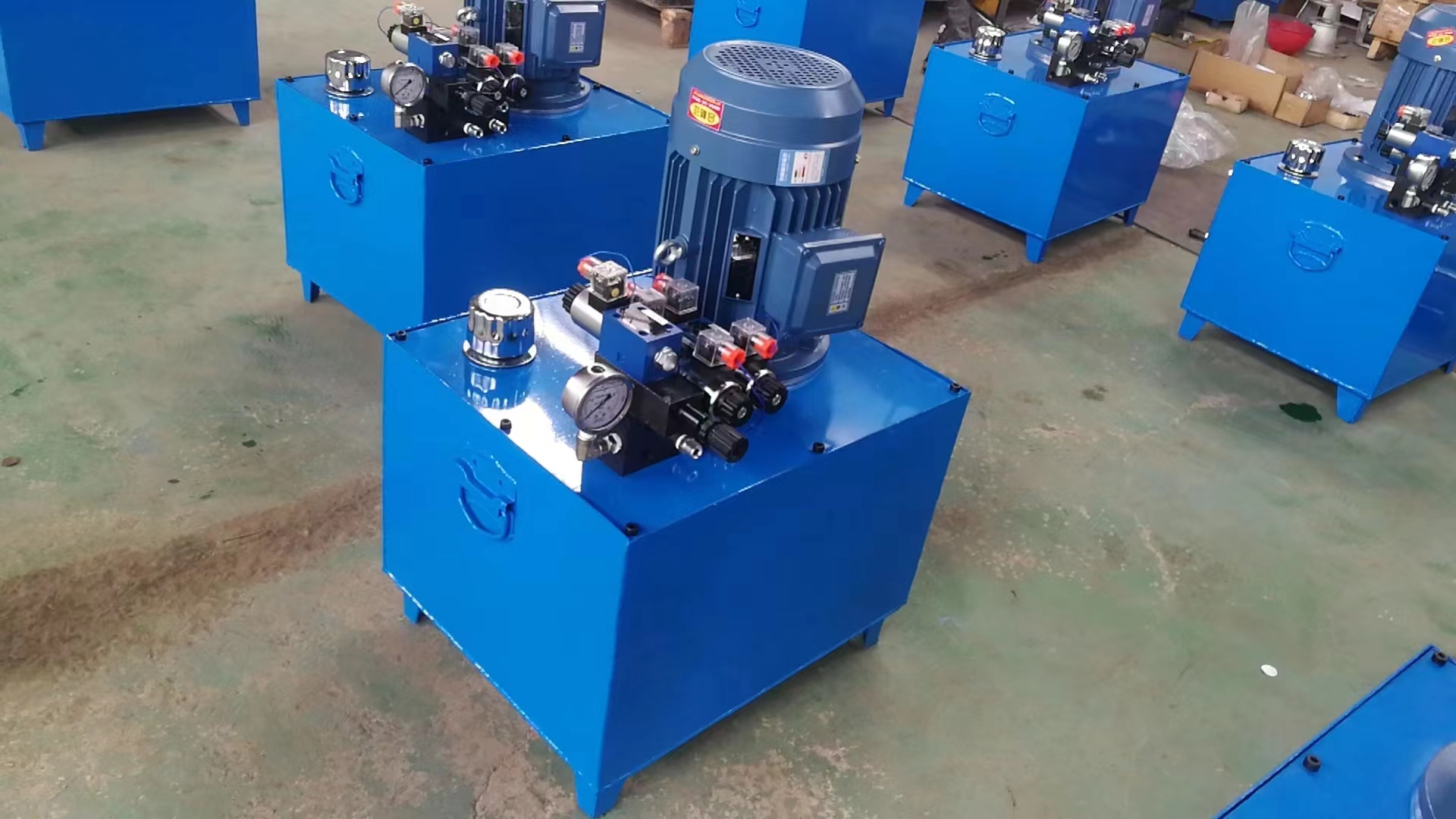 升降機液壓系統(tǒng)液壓油的使用(圖1) b6b01df56f59f217665f7f3239b9cc2.jpg