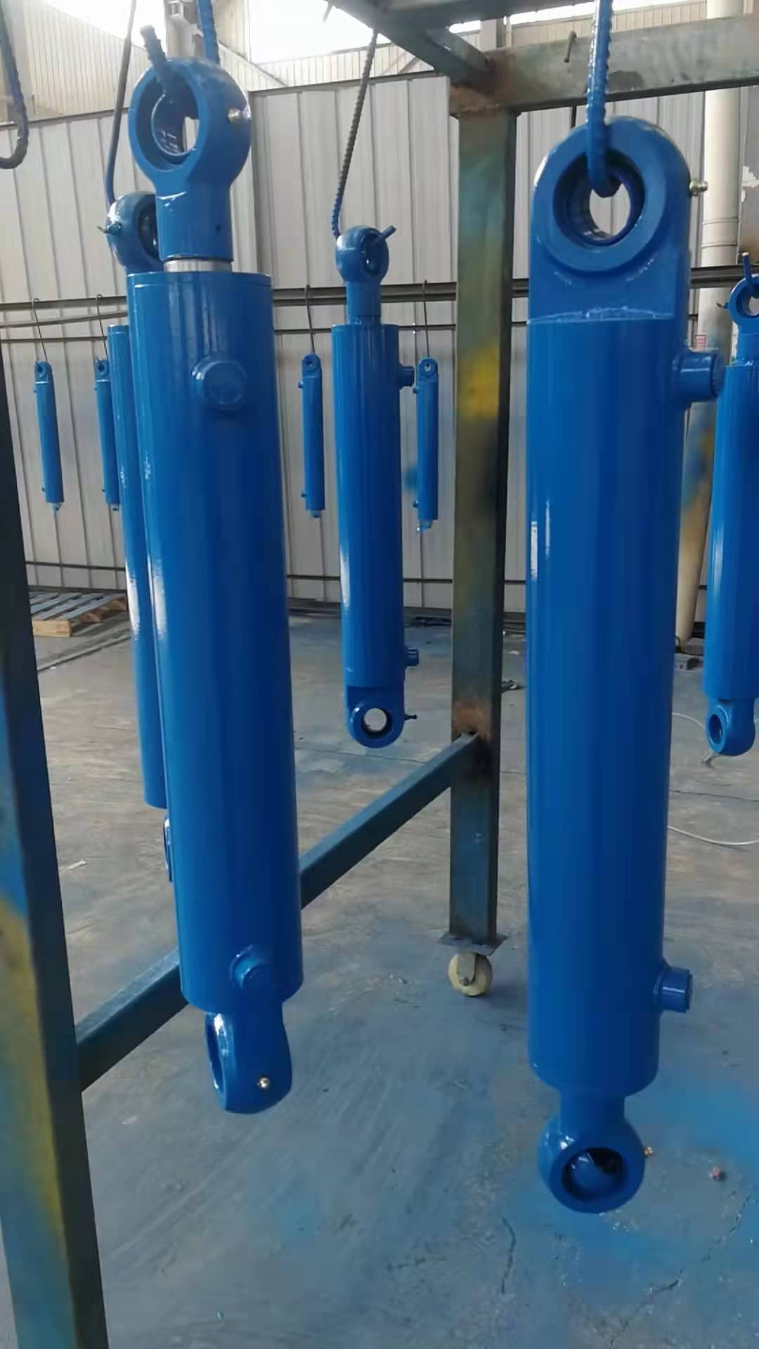 液壓油缸的組成部件有哪些？液壓缸結(jié)構(gòu)有什么特點？(圖1)